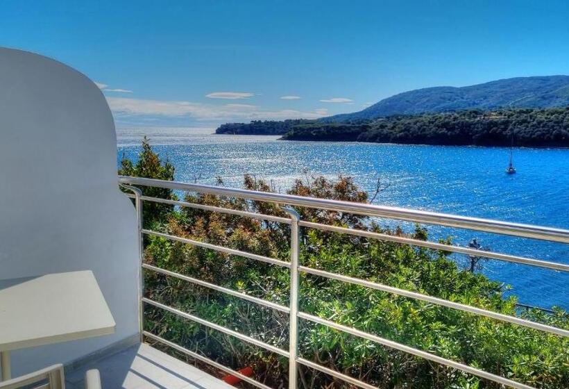 Номер Комфорт, Plaza