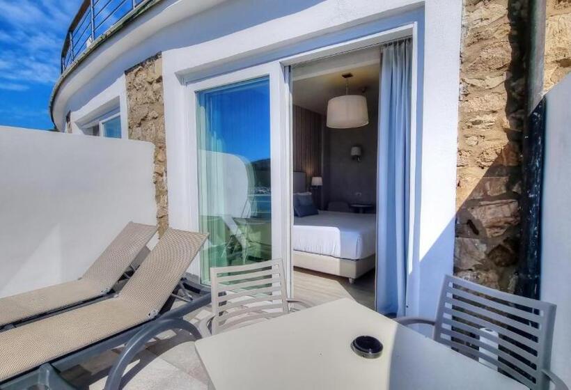 Номер Комфорт, Plaza