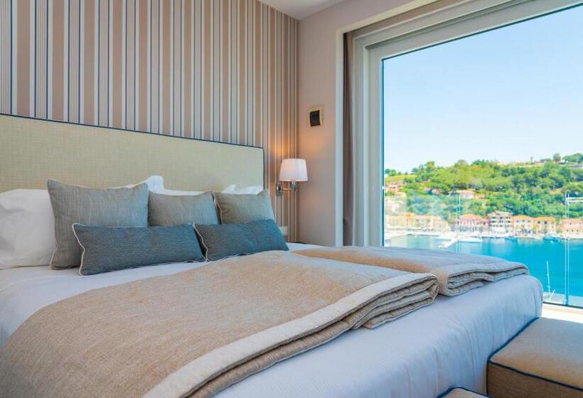 Люкс с гидромассажем, Plaza