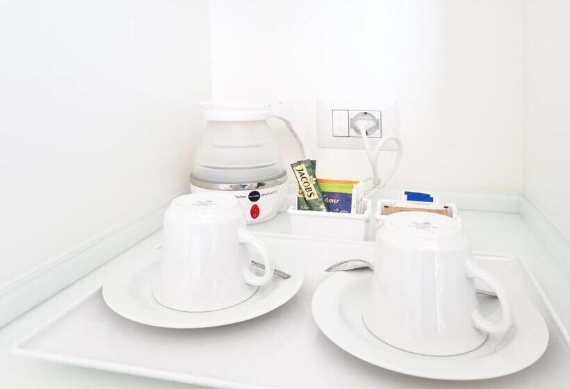 Номер Стандарт Вид на Море с Балконом, Plaza