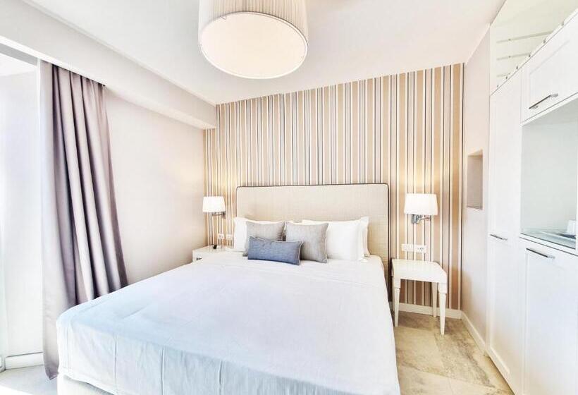 Номер Стандарт Вид на Море с Балконом, Plaza