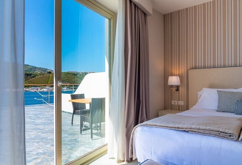 Номер Superior со СПА доступом, Plaza