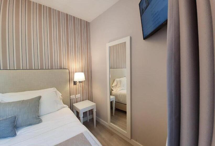 Номер Economy, Plaza