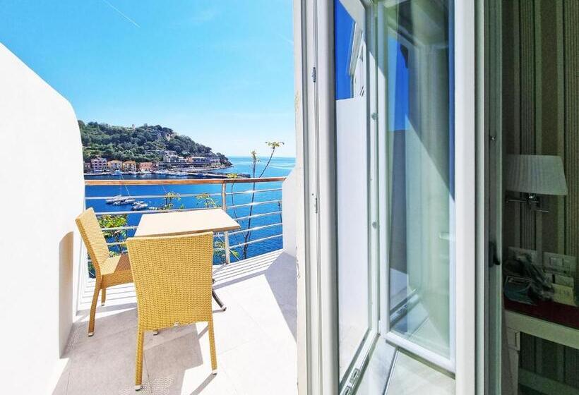 Номер Комфорт, Plaza