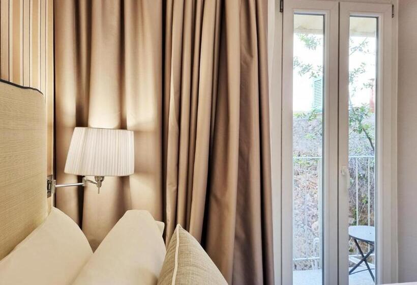 Номер Стандарт с Балконом, Plaza