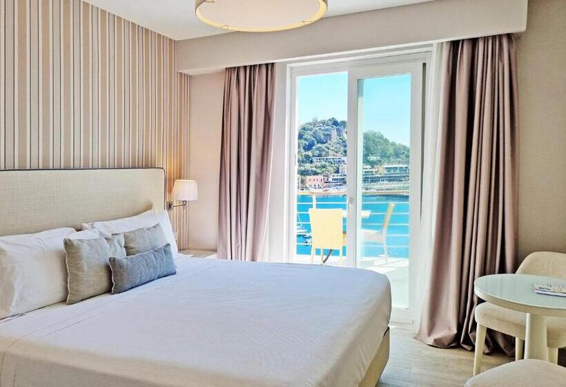 Номер Комфорт, Plaza