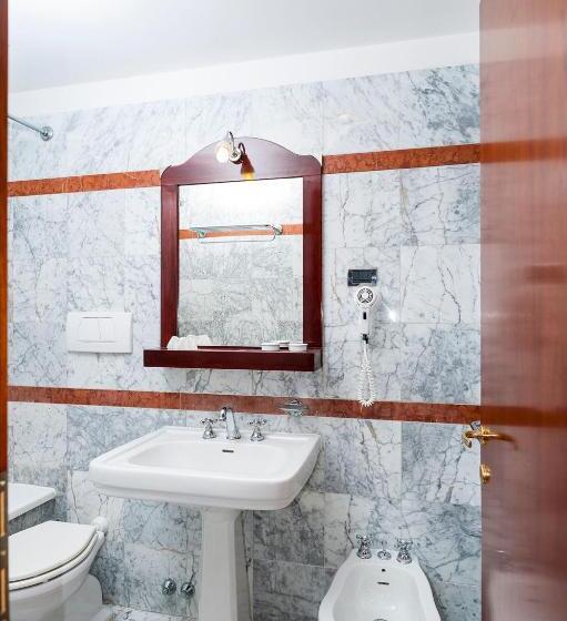 Номер Комфорт, Plaza