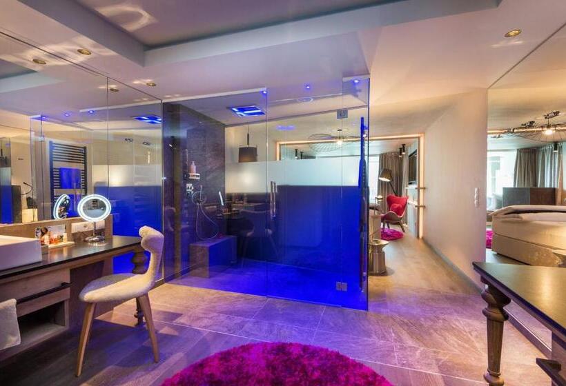 带大床的复式套间, Preidlhof Luxury Dolce Vita Resort