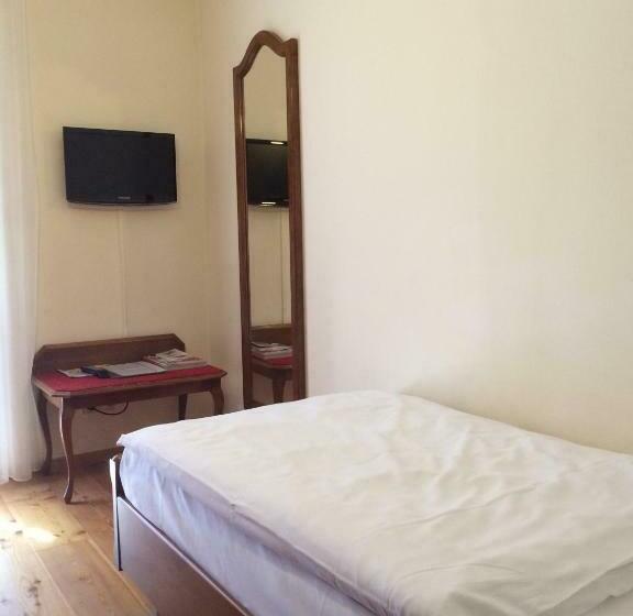 اتاق استاندارد یک نفره, Ristorante Lewald