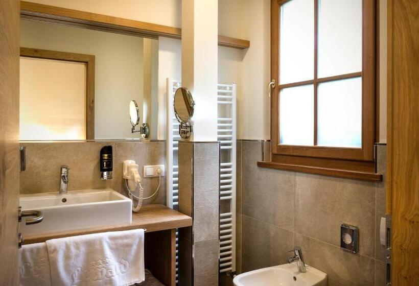 اتاق راحتی سه تخته, Ristorante Lewald