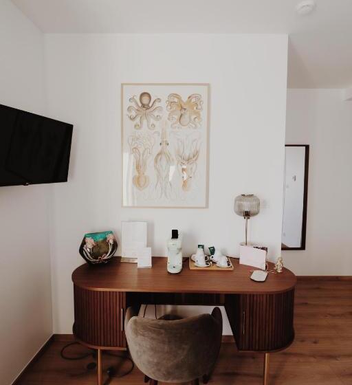 غرفة قياسية مزوَّدة بجاكوزي, Le Rose Thé