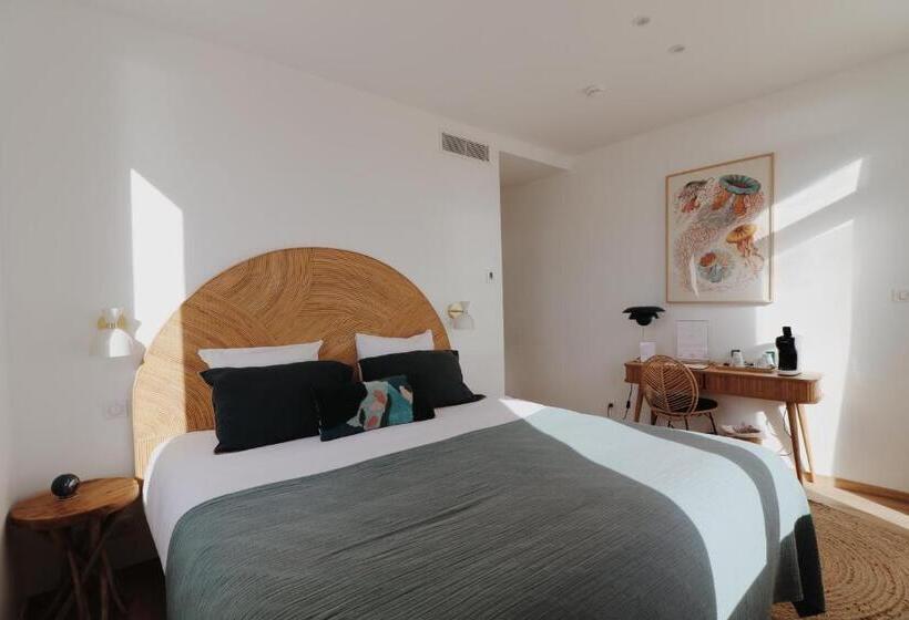 غرفة قياسية مزوَّدة بجاكوزي, Le Rose Thé