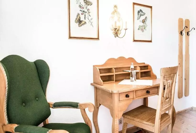 テラス付きシングルルーム, Salzburg Hotel Holznerwirt