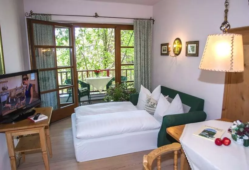 ファミリールーム, Salzburg Hotel Holznerwirt