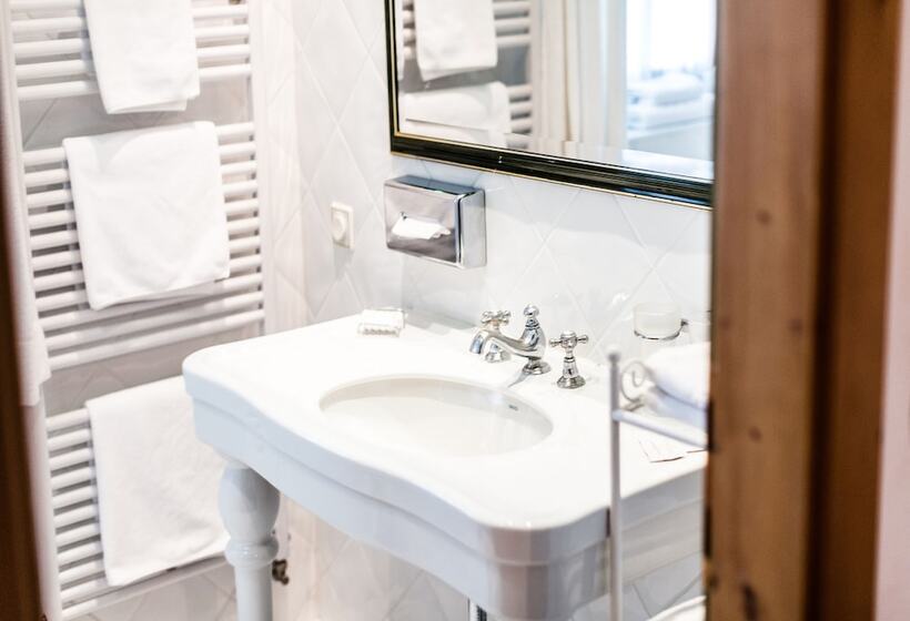 חדר משפחתי, Salzburg Hotel Holznerwirt