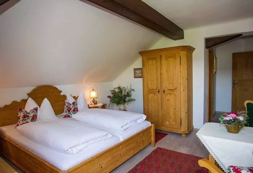 スタンダードルーム, Salzburg Hotel Holznerwirt
