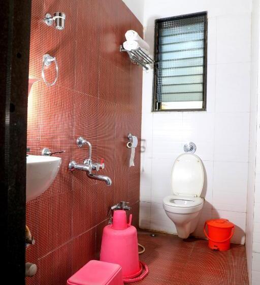 Standard Trippelrum, Sai Grand Castle Inn