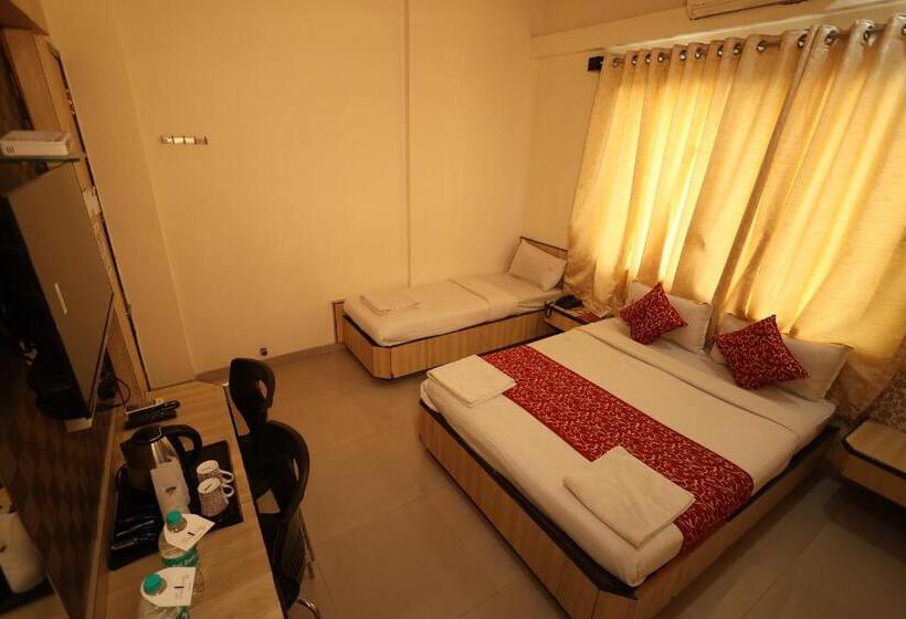 Standard Trippelrum, Sai Grand Castle Inn