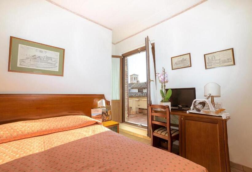 اتاق استاندارد, San Pietro