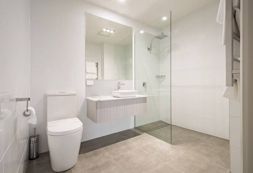 غرفة سوبيريور سرير ملكى, The Lighthouse