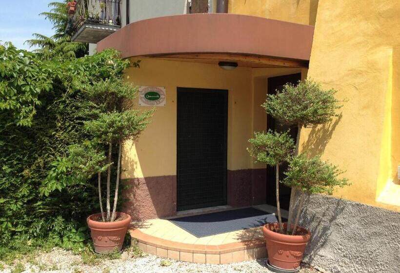 اتاق استاندارد, Vela D' Oro