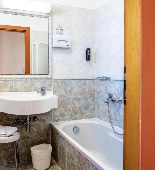 اتاق استاندارد, Miramare Hotel Ristorante Convegni