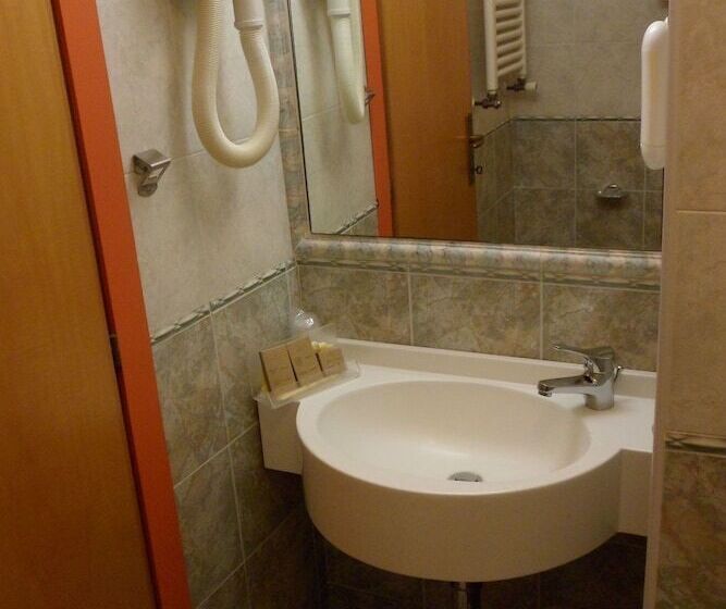 اتاق استاندارد, Miramare Hotel Ristorante Convegni