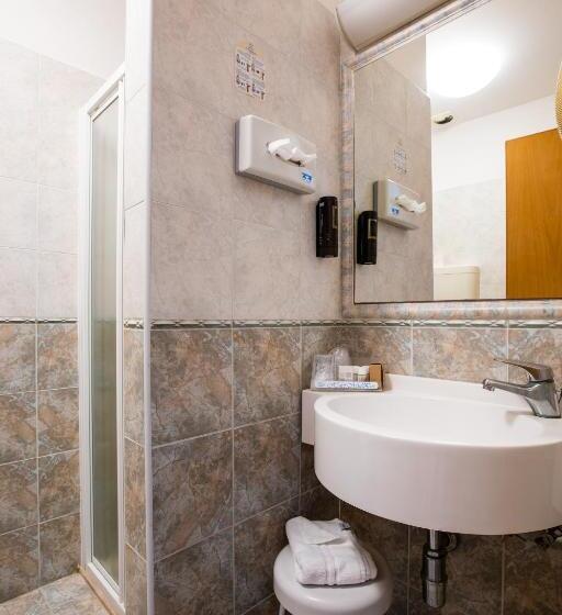 اتاق استاندارد, Miramare Hotel Ristorante Convegni