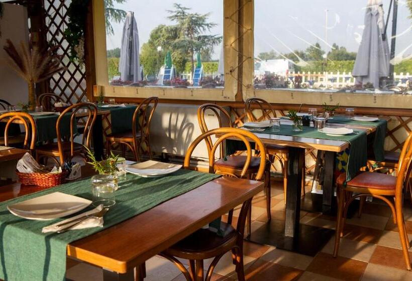 اتاق استاندارد, Villa Sara