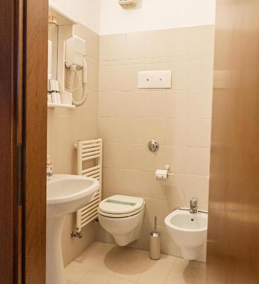 اتاق استاندارد, Villa Sara