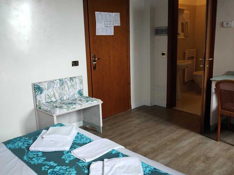 اتاق استاندارد, Villa Sara