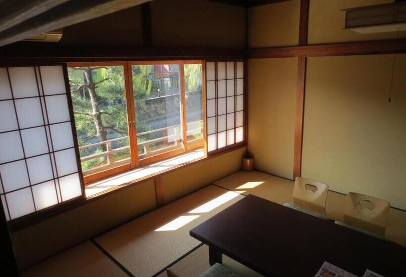 リバービュースタンダードルーム, K S House Ito Onsen  Historical Ryokan Hostel