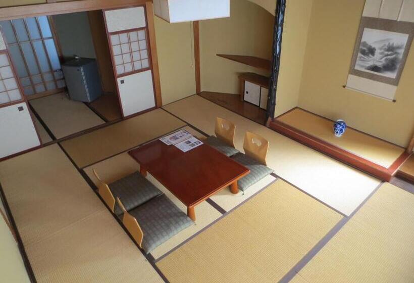 Семейный Номер, K S House Ito Onsen  Historical Ryokan Hostel