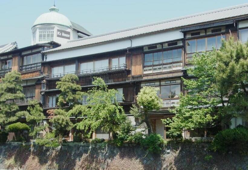 バスルーム共有のトリプルスタンダード, K S House Ito Onsen  Historical Ryokan Hostel