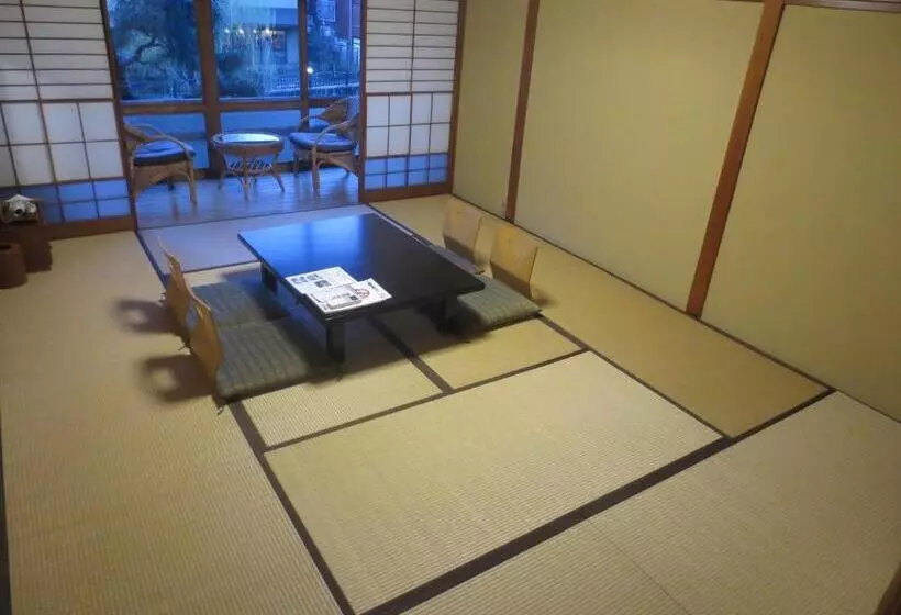 浴室共有ファミリールーム, K S House Ito Onsen  Historical Ryokan Hostel