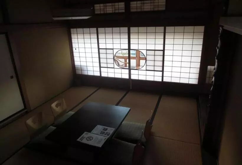 浴室共有ファミリールーム, K S House Ito Onsen  Historical Ryokan Hostel