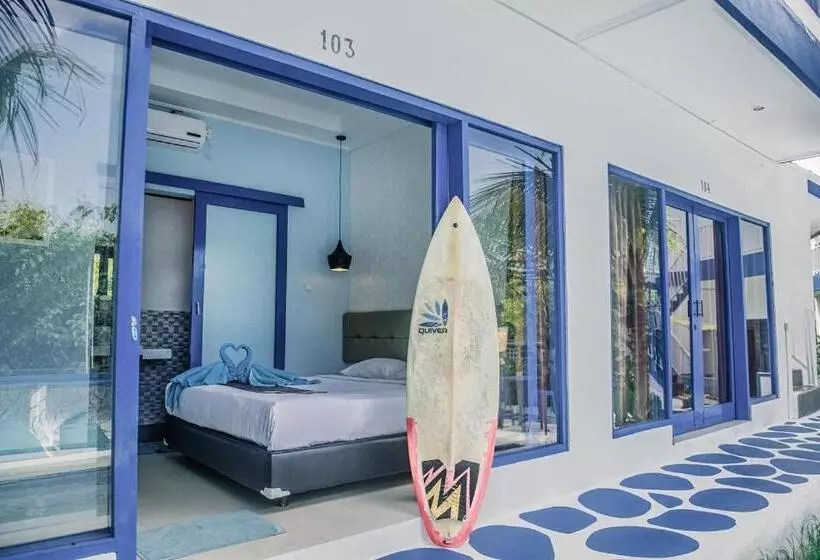 デラックスルーム, Bombora Surf Camp