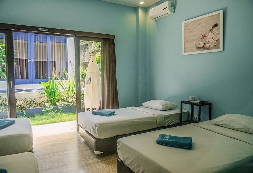 חדר משפחתי, Bombora Surf Camp