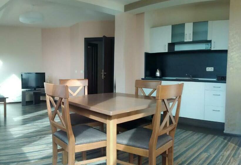 Апартаменты 1 Спальня, City Blagoevgrad Family
