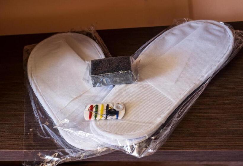 جناح جونيور مطل على المدينة, City Blagoevgrad Family