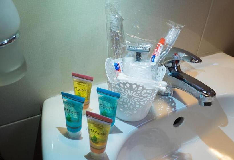 غرفة قياسية مطلة على المدينة, City Blagoevgrad Family