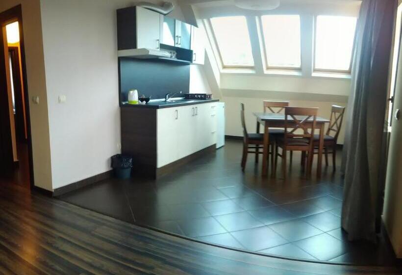 Апартаменты Deluxe 1 Спальня, City Blagoevgrad Family