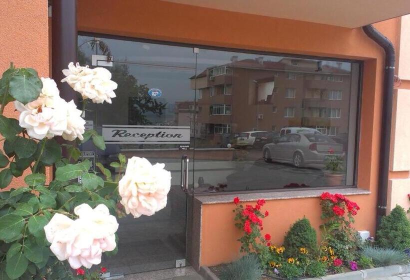 Полулюкс Вид на Город, City Blagoevgrad Family
