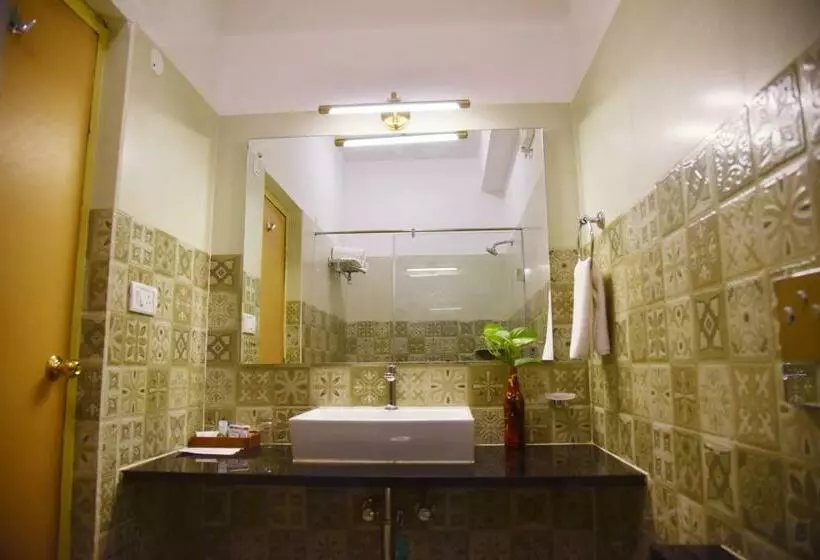 Deluxe-huone, Coorg International
