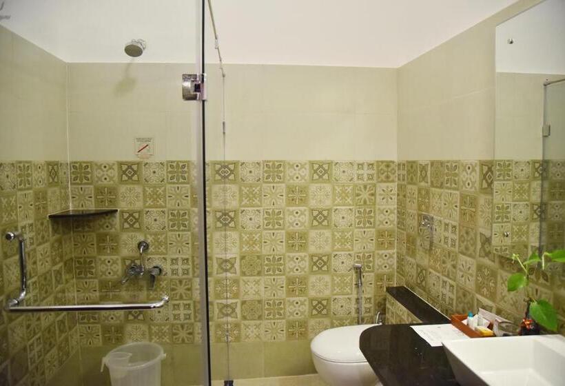 سوییت, Coorg International