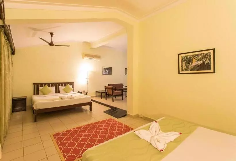 Perhehuone, Coorg International