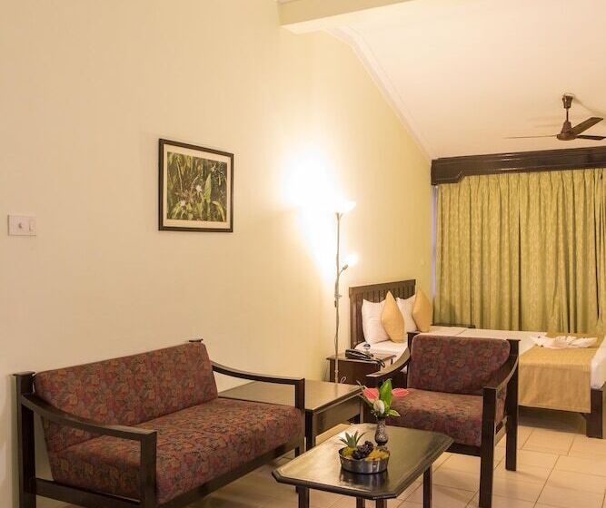 اتاق لوکس, Coorg International