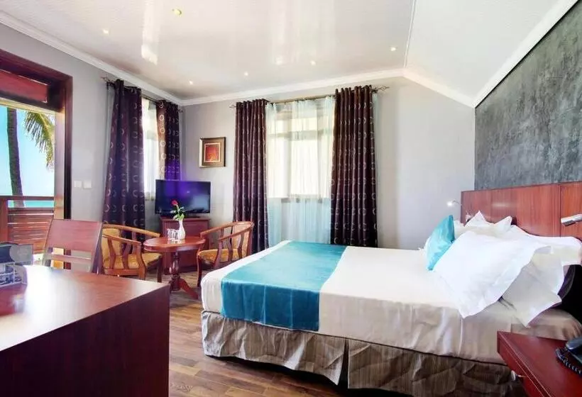 اتاق خانوادگی, Gold Beach Resort