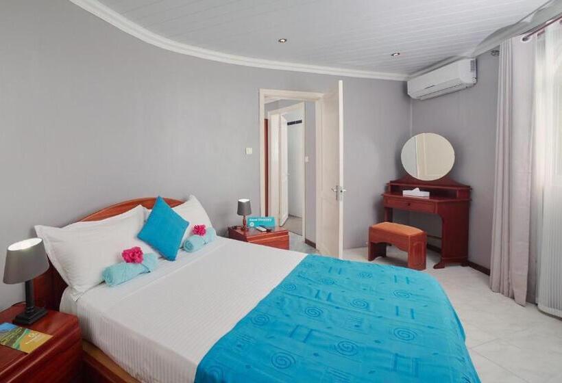 اتاق خانوادگی, Gold Beach Resort