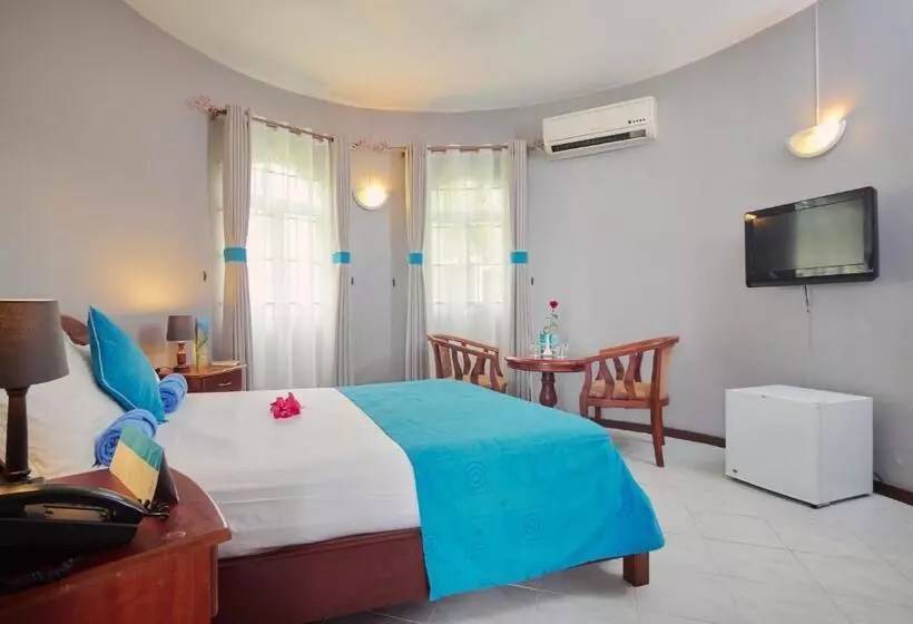 اتاق استاندارد یک نفره, Gold Beach Resort